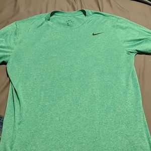 Nike men's t shirt shirt sleeve